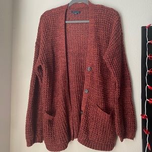 American Eagle maroon pull over button cardigan